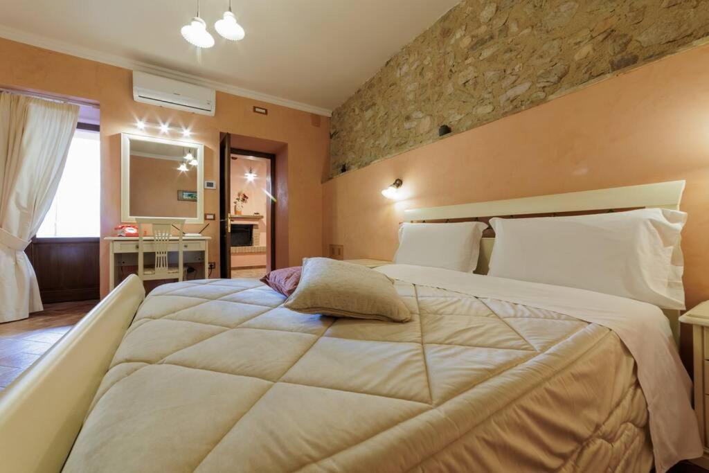 Appartamento Venturini Trevi Exterior foto